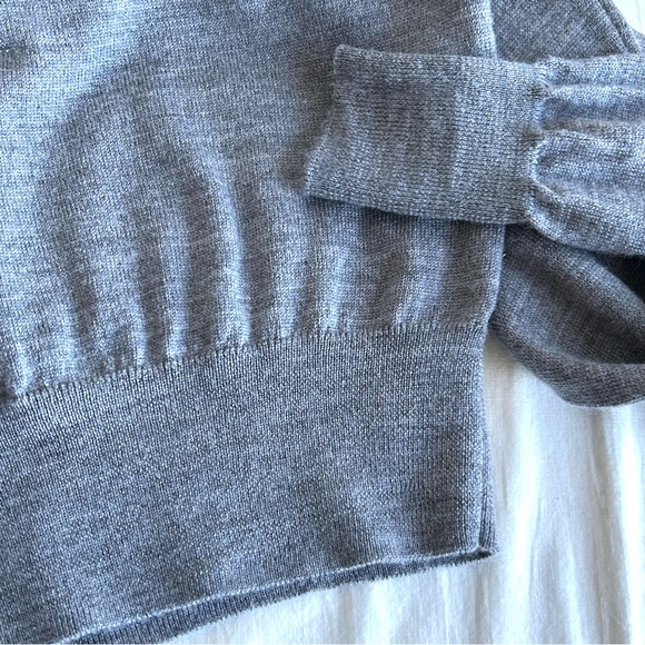 Peter Millar Brandon Dune Golf V-Neck Merino Wool Blend Sweater - Picture 8 of 12